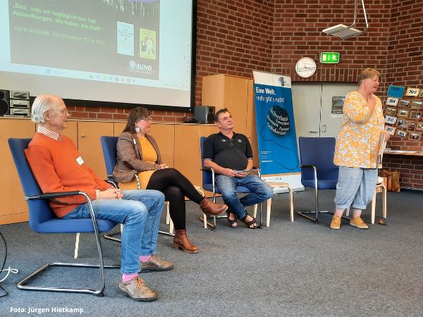 Blick auf die Präsentation beim Fachtag, aufgenommen während der Veranstaltung. Foto: Jürgen Hietkamp.