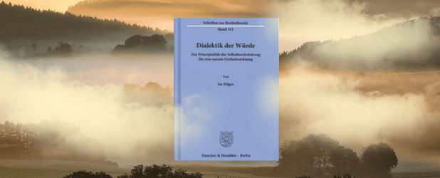 Buchcover von ‚Dialektik der Würde‘ vor einem sich lichtenden Nebel. Das Werk behandelt Freiheit durch Selbstbeschränkung, die Rolle des Gewissens, die Würde verletzlicher Wesen und die Verantwortung gegenüber Natur und Gesellschaft.