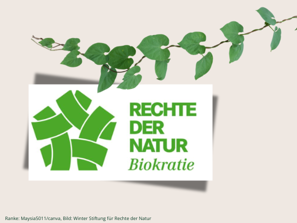 Logo der 2008 gegründeten Initiative Rechte der Natur / Biokratie Das frühlingsgrüne Logo zeigt ein nach oben gerichtetes Fünfeck mit einem Geflecht im Innern – Symbol für Vernetzung und ökologisches Gleichgewicht.